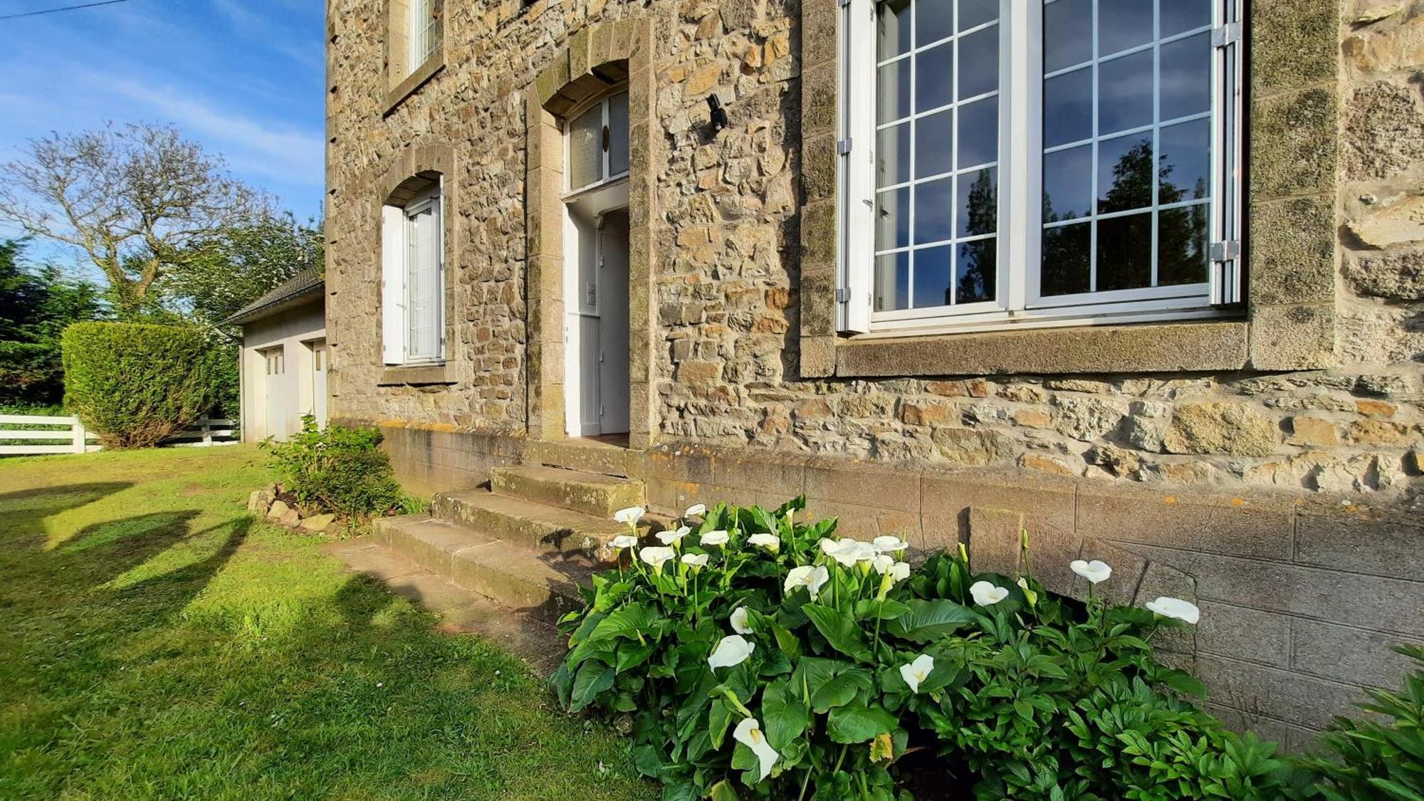 Jolie Maison De Campagne A 2Km De La Mer Plomodiern Exteriér fotografie
