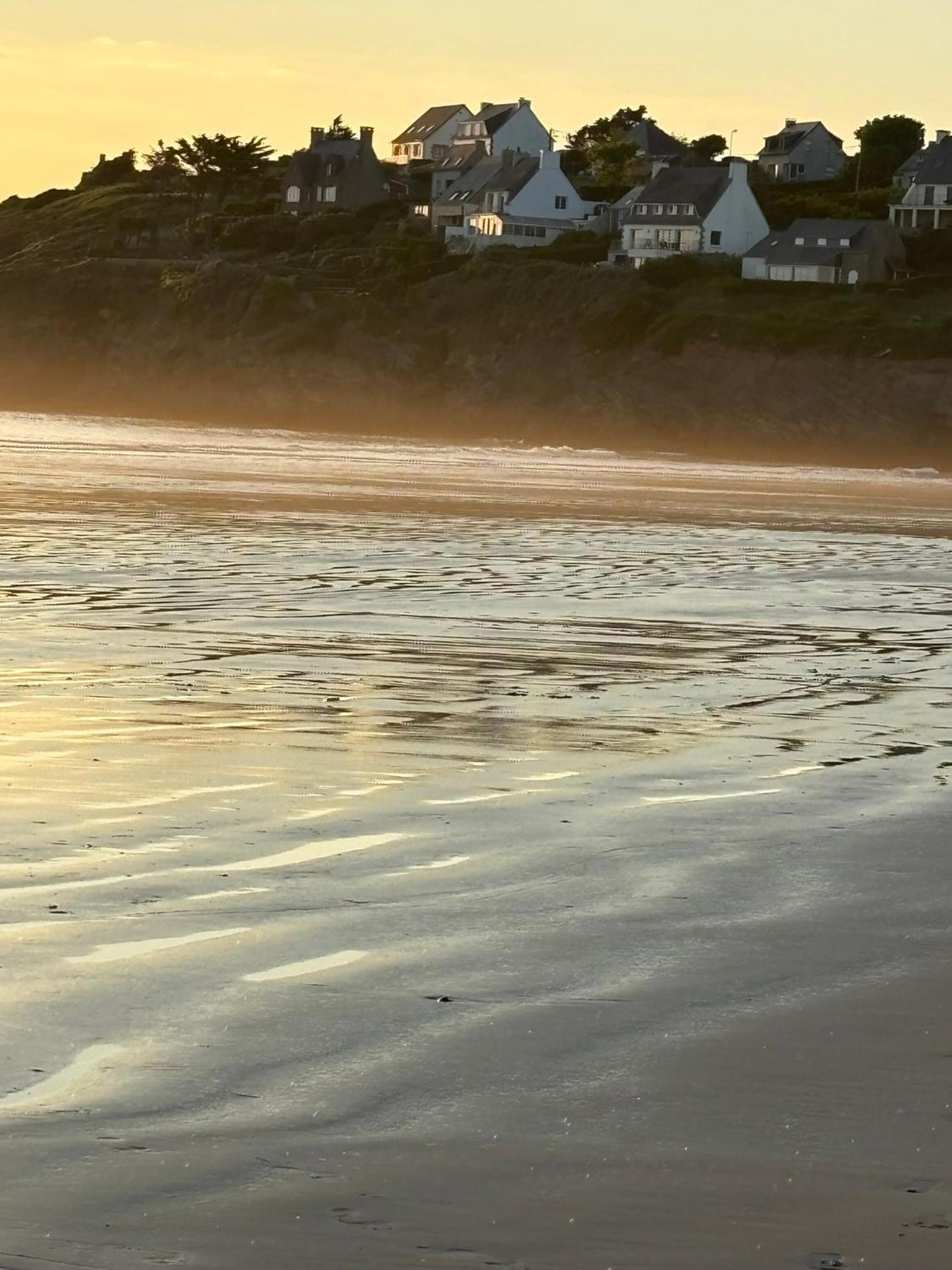 Jolie Maison De Campagne A 2Km De La Mer Plomodiern Exteriér fotografie